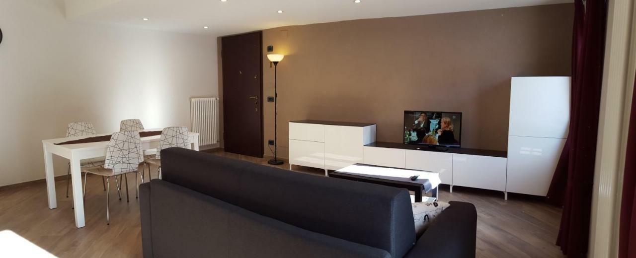 אאוסטה Palmira Guest House מראה חיצוני תמונה